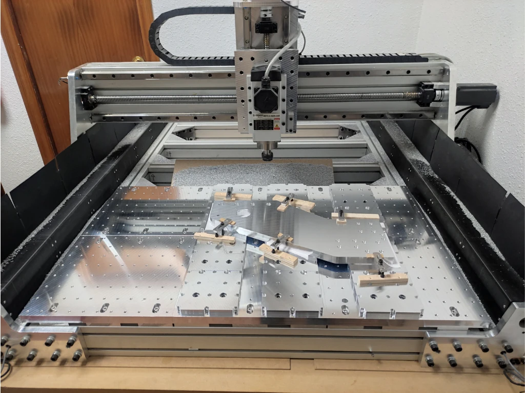 Mecanizado de una cartela con la CNC1500